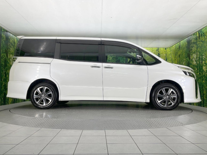 2020 Toyota Voxy 3BA-ZRR80W (UW-69fea4ab25c57)[21]