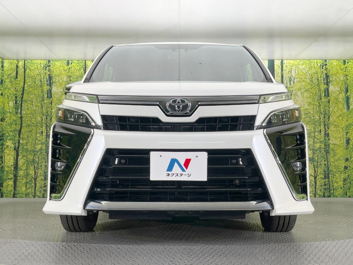 2020 Toyota Voxy 3BA-ZRR80W (UW-69fea4ab25c57)[15]