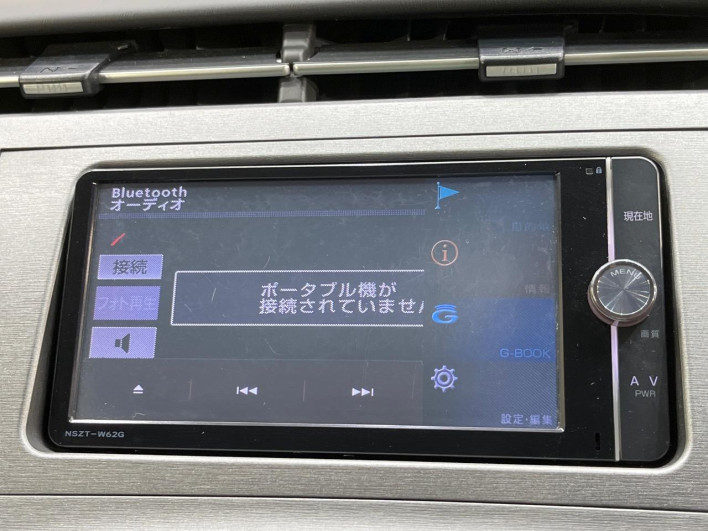 2013 Toyota Prius DAA-ZVW30 (UW-69fea4b15cd8e)[18]