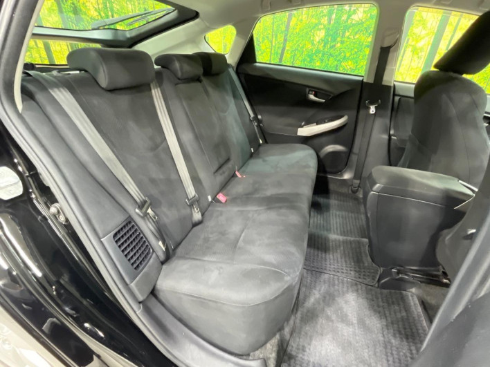 2013 Toyota Prius DAA-ZVW30 (UW-69fea4b15cd8e)[29]