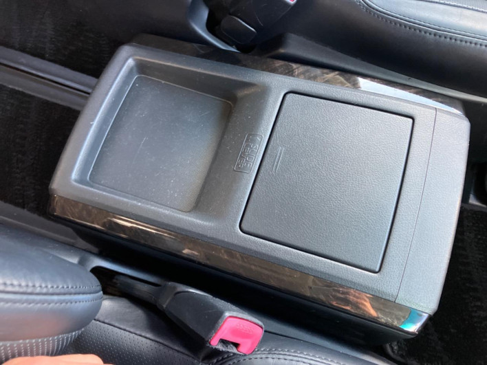 2013 Toyota Vellfire DBA-ANH20W (UW-69fff549c88b0)[25]