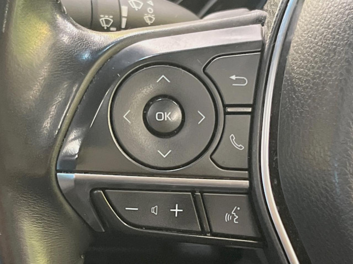 2019 Toyota Camry DAA-AXVH70 (UW-69fff552b28ef)[29]