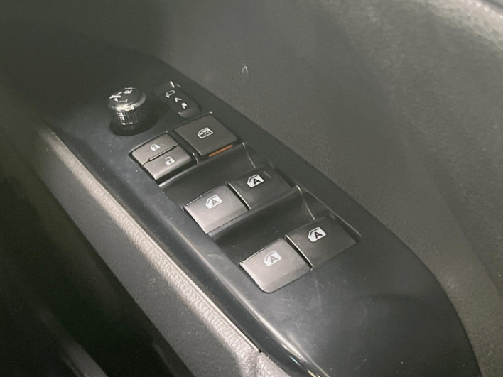 2019 Toyota Camry DAA-AXVH70 (UW-69fff552b28ef)[27]