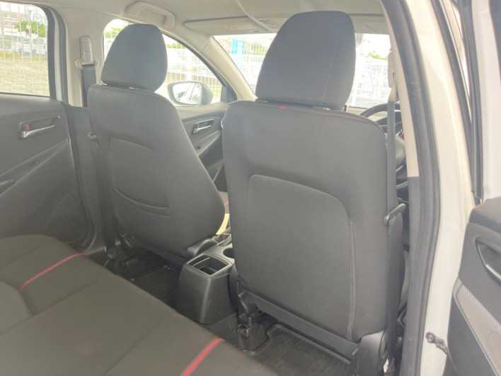 2016 Mazda Demio LDA-DJ5FS (UW-69fff5665ad64)[12]