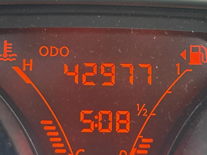 2013 Nissan Note DBA-E12 (UW-69fff5698db8c)[2]