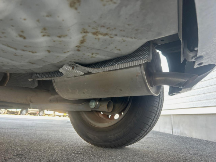 2013 Nissan Note DBA-E12 (UW-69fff5698db8c)[12]