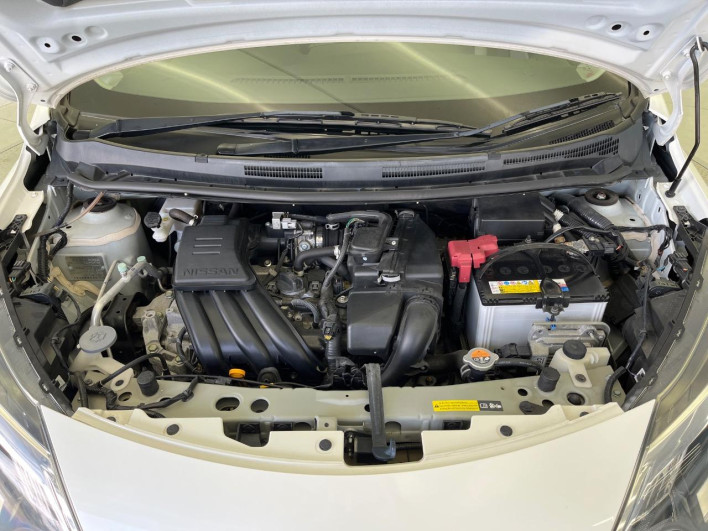 2017 Nissan Note DBA-E12 (UW-69fff56a59062)[4]