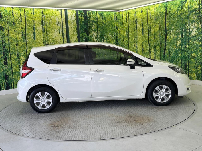 2017 Nissan Note DBA-E12 (UW-69fff56a59062)[8]