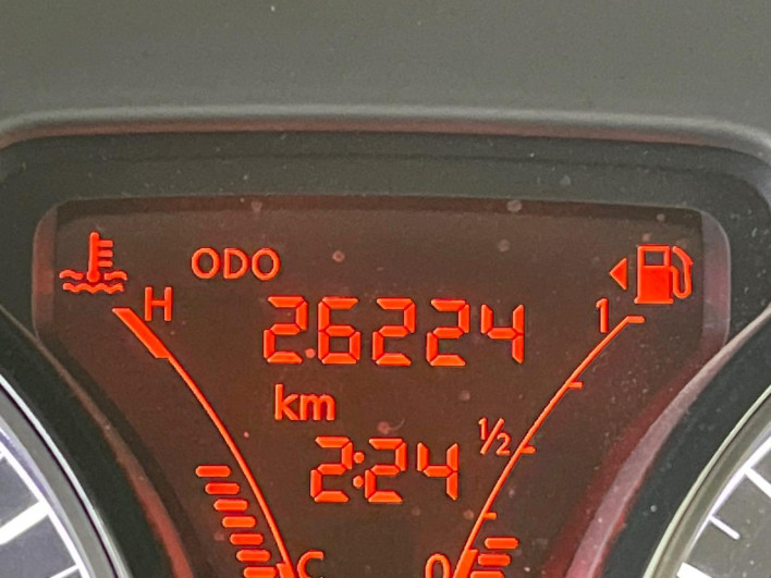 2017 Nissan Note DBA-E12 (UW-69fff56a59062)[2]