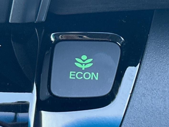 2018 Honda Freed hybrid DAA-GB7 (UW-69fff570c35cd)[25]