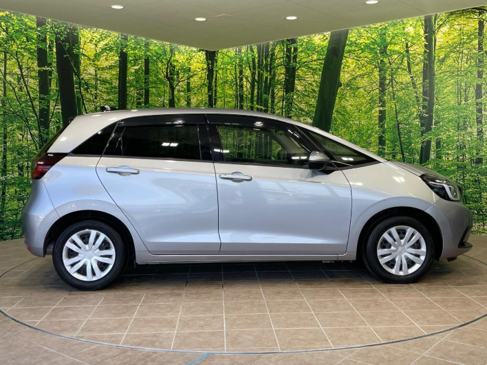 2021 Honda Fit 6AA-GR3 (UW-69fff57c2907c)[19]