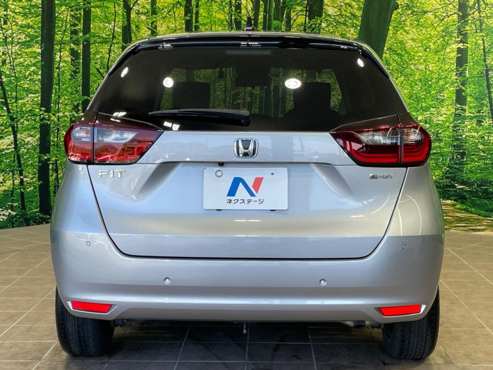 2021 Honda Fit 6AA-GR3 (UW-69fff57c2907c)[17]