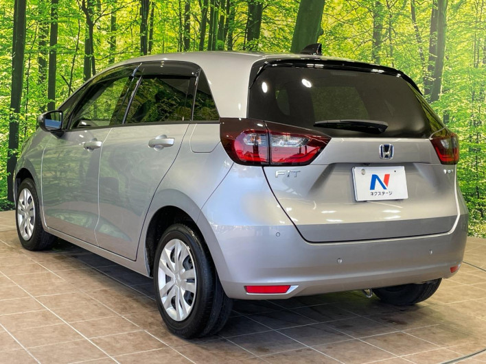 2021 Honda Fit 6AA-GR3 (UW-69fff57c2907c)[16]