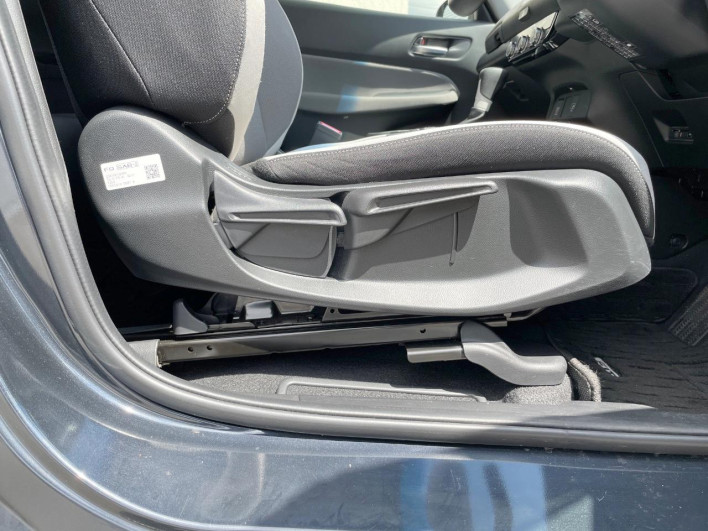 2020 Honda Fit 6AA-GR8 (UW-69fff57caac58)[17]
