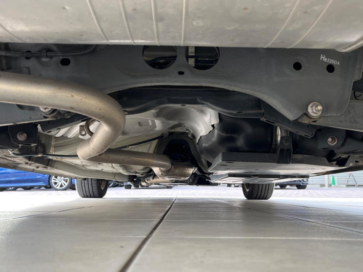 2018 Subaru Impreza Sport DBA-GT2 (UW-69fff57f6eee3)[16]