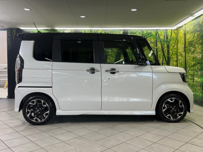 2019 Honda N-BOX CUSTOM DBA-JF3 (UW-69fff597d747f)[4]