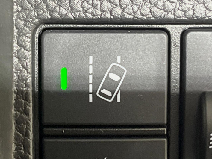 2021 Honda N-BOX CUSTOM 6BA-JF3 (UW-69fff598d7f79)[24]
