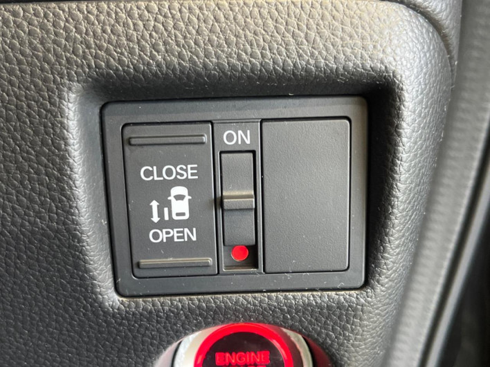 2022 Honda N-BOX CUSTOM 6BA-JF3 (UW-69fff59a560c8)[25]
