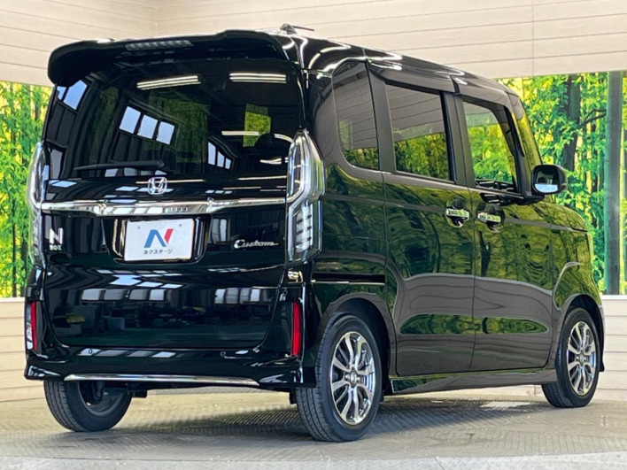 2022 Honda N-BOX CUSTOM 6BA-JF3 (UW-69fff59a560c8)[6]