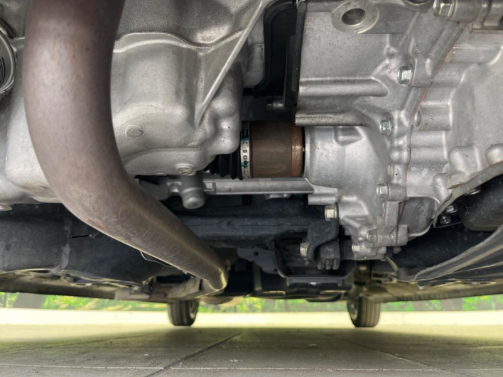 2023 Honda N-BOX CUSTOM 6BA-JF5 (UW-69fff59e47f11)[13]