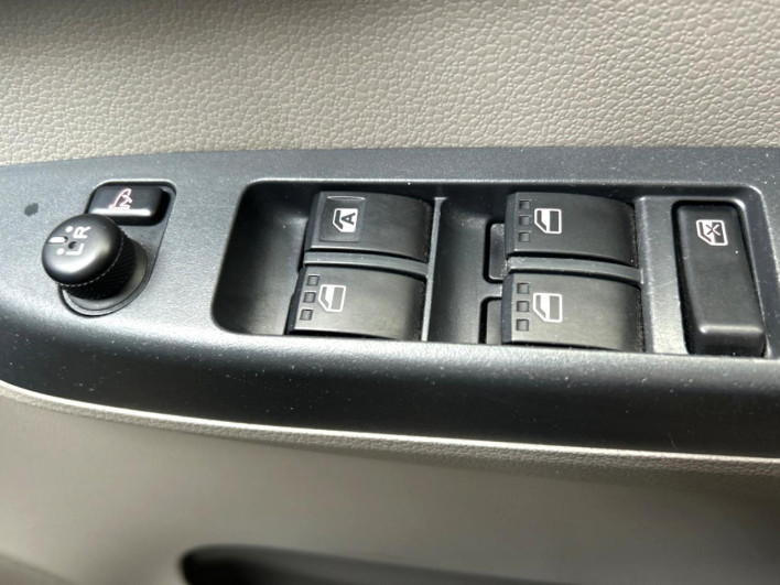 2012 Daihatsu Mirai Ease DBA-LA310S (UW-69fff5b192b0e)[29]