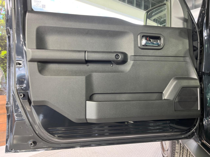 2026 Suzuki Jimny Nomad 3BA-JC74W (UW-69fff5c9ec451)[19]