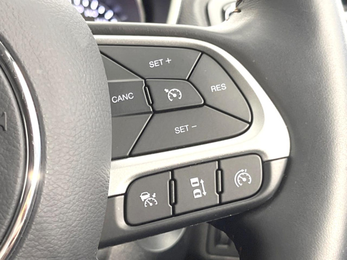 2020 Chrysler Jeep Compass ABA-M624 (UW-69fff5cc2f74d)[28]
