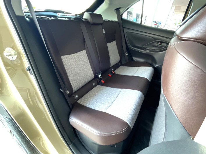 2021 Toyota Yaris Cross 6AA-MXPJ10 (UW-69fff5e7036f1)[14]