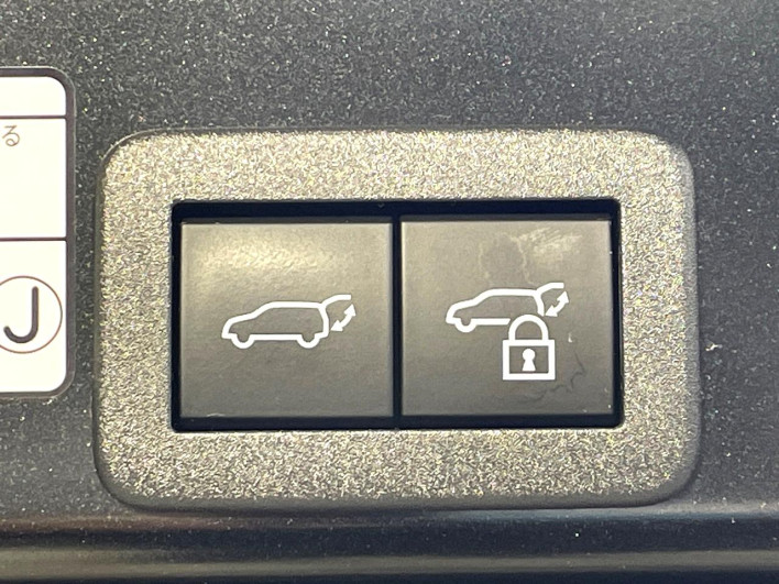 2021 Toyota Yaris Cross 6AA-MXPJ10 (UW-69fff5e85e4c1)[14]