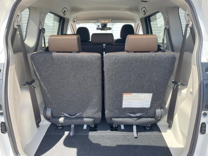 2019 Toyota Sienta DBA-NSP170G (UW-69fff5f85a9be)[10]