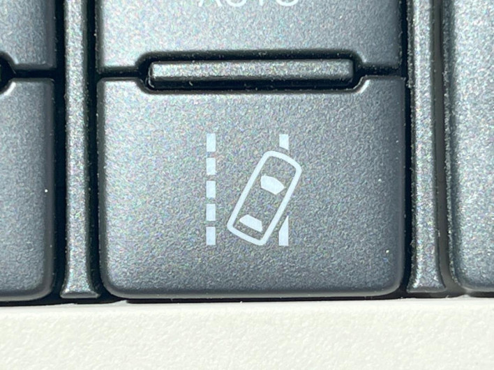 2019 Toyota Sienta DBA-NSP170G (UW-69fff5f85a9be)[19]