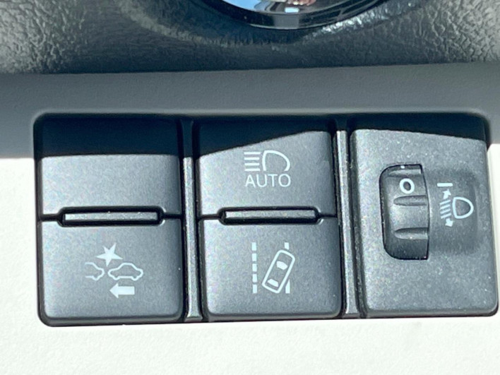 2019 Toyota Sienta DBA-NSP170G (UW-69fff5f85a9be)[15]