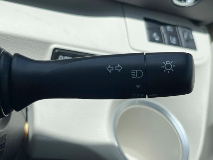 2019 Toyota Sienta DBA-NSP170G (UW-69fff5f85a9be)[22]