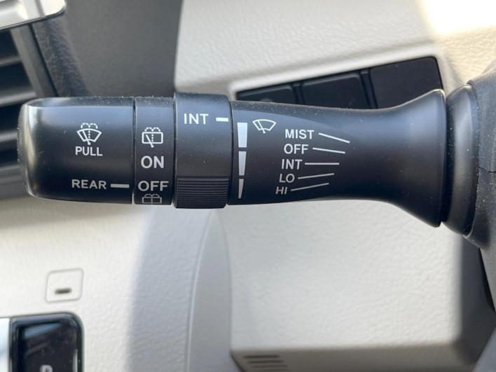 2019 Toyota Sienta DBA-NSP170G (UW-69fff5f85a9be)[23]