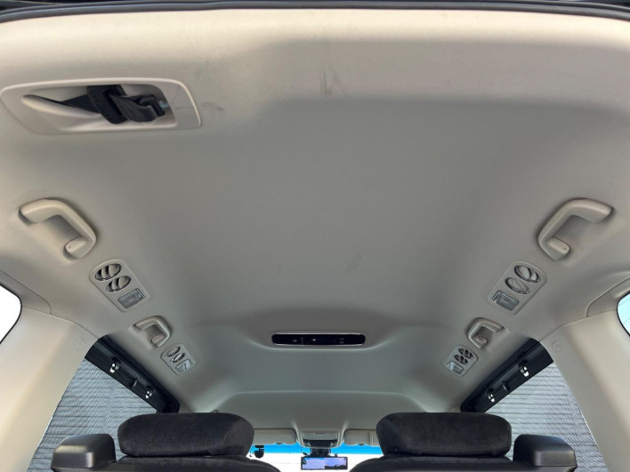 2017 Honda Odyssey Hybrid DAA-RC4 (UW-69fff5fbf2d1b)[24]