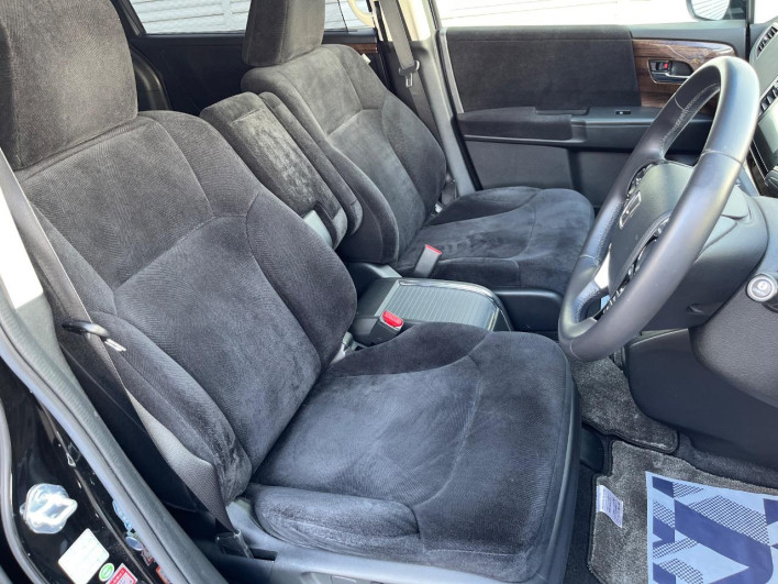 2017 Honda Odyssey Hybrid DAA-RC4 (UW-69fff5fbf2d1b)[15]