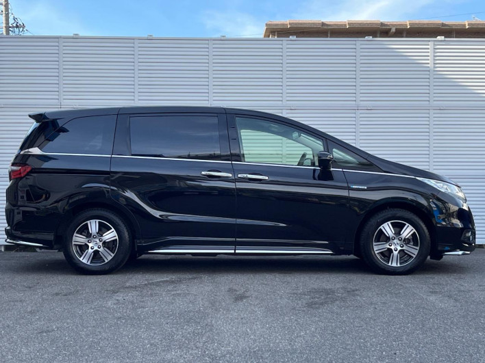 2017 Honda Odyssey Hybrid DAA-RC4 (UW-69fff5fbf2d1b)[11]