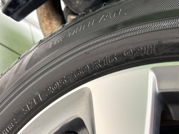 2014 Honda Stepwgn Spada DBA-RK5 (UW-69fff5fdef67c)[23]