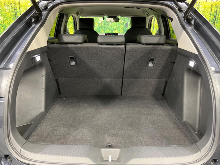 2021 Honda VEZEL 6AA-RV5 (UW-69fff600392bf)[28]