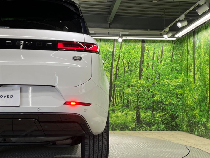 2023 Land Rover Range Rover Sport 3CA-L123WA (UW-69fff604aa04a)[21]