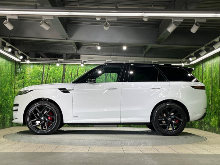 2023 Land Rover Range Rover Sport 3CA-L123WA (UW-69fff604aa04a)[17]