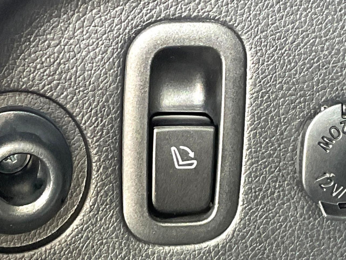 2013 Subaru Forester DBA-SJG (UW-69fff605dcf0f)[13]