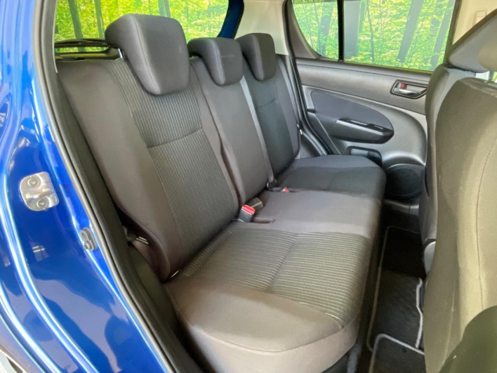 2016 Suzuki Swift DBA-ZC72S (UW-69fff6146cc2c)[17]