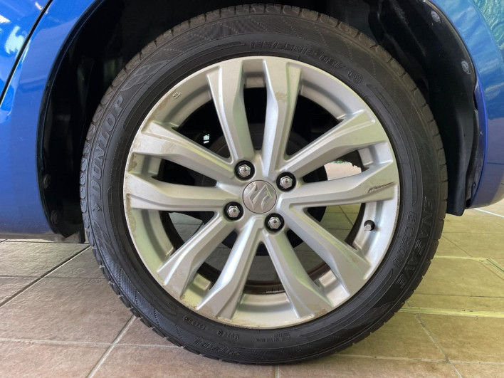 2016 Suzuki Swift DBA-ZC72S (UW-69fff6146cc2c)[9]