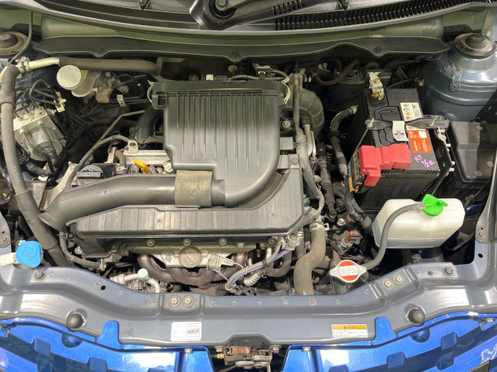 2014 Suzuki Swift DBA-ZD72S (UW-69fff614b8688)[14]