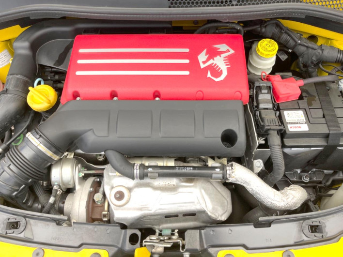 2021 Abartha Abarth 595 3BA-31214T (UW-69fff615735a1)[4]