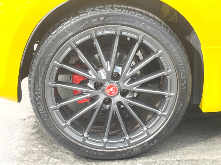 2021 Abartha Abarth 595 3BA-31214T (UW-69fff615735a1)[6]