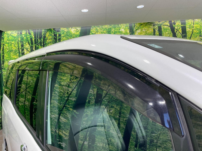 2020 Toyota Voxy DBA-ZRR80W (UW-69fff61e25541)[8]