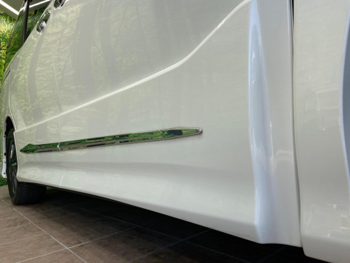 2020 Toyota Voxy DBA-ZRR80W (UW-69fff61e25541)[20]