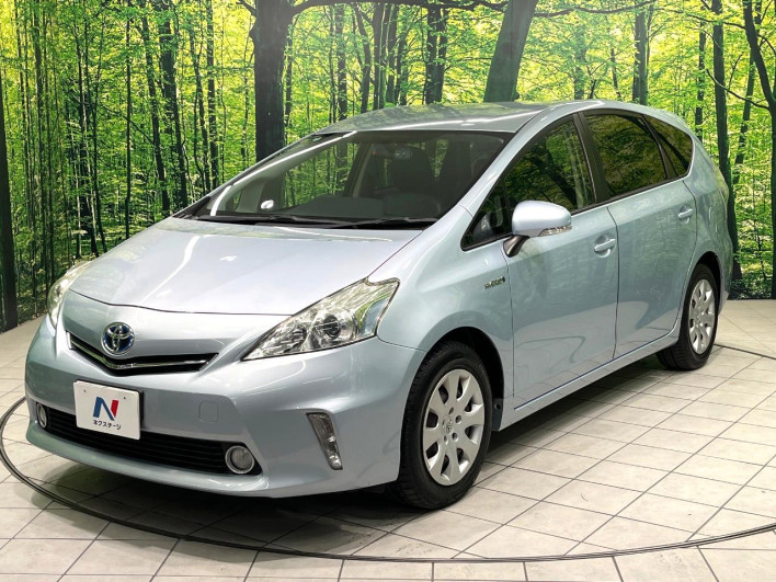 2014 Toyota Prius α DAA-ZVW41W (UW-69fff625133c5)[11]